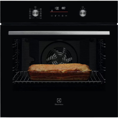 Four Electrolux SurroundCook 500 – Cuisson homogène et nettoyage pyrolyse